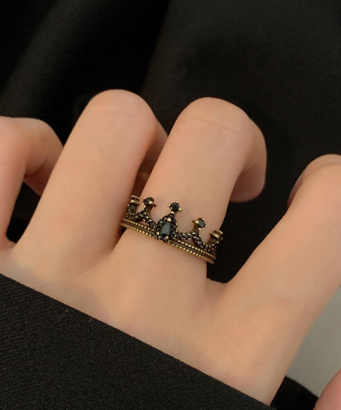 Hollow Two Crown Fine Butterfly Metal Piece Ancient Gold Rings Set Out