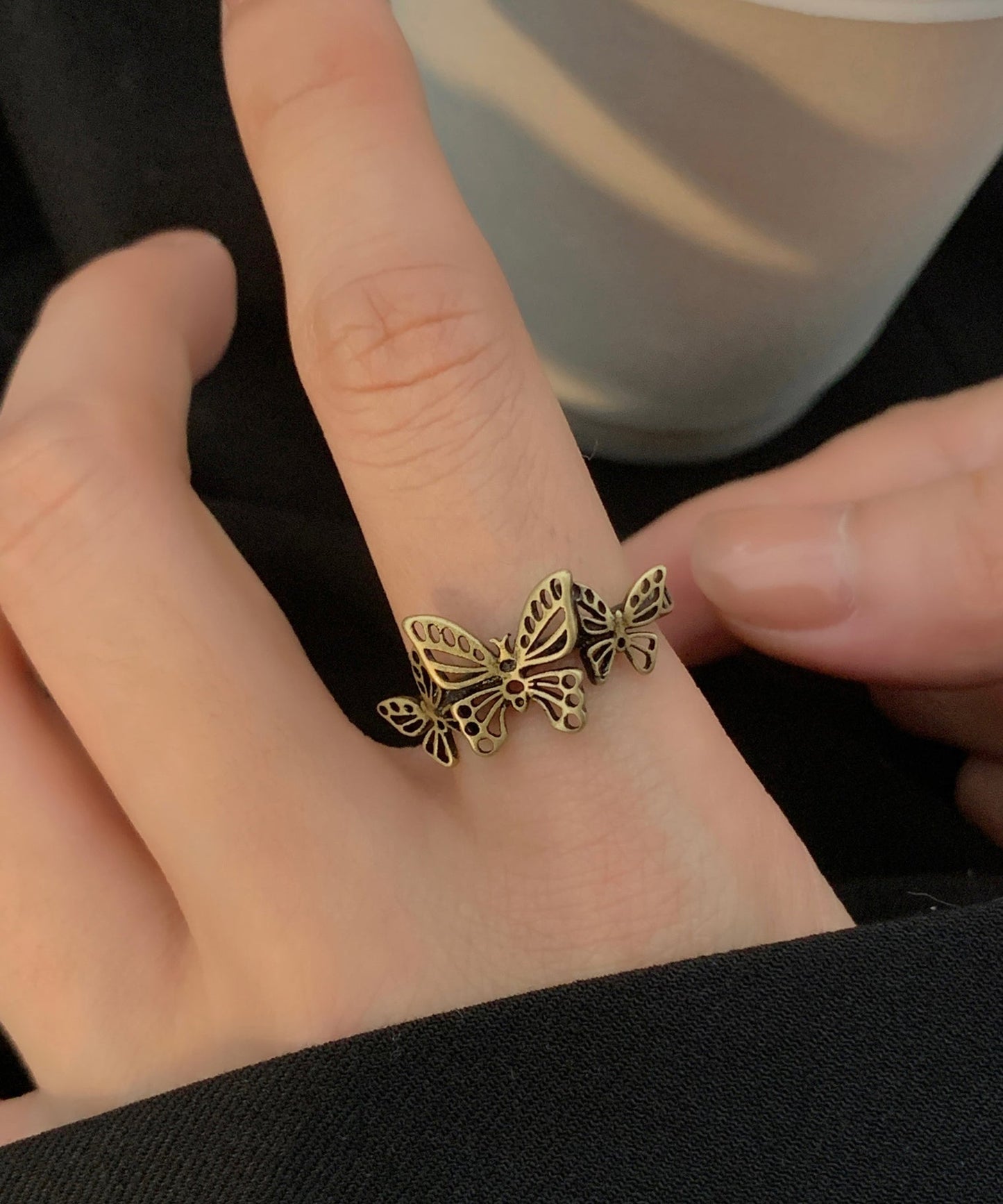 Hollow Two Crown Fine Butterfly Metal Piece Ancient Gold Rings Set Out