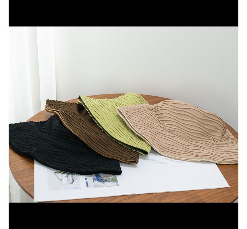 Sample Wavy Texture Reversible Plain Bucket Hat