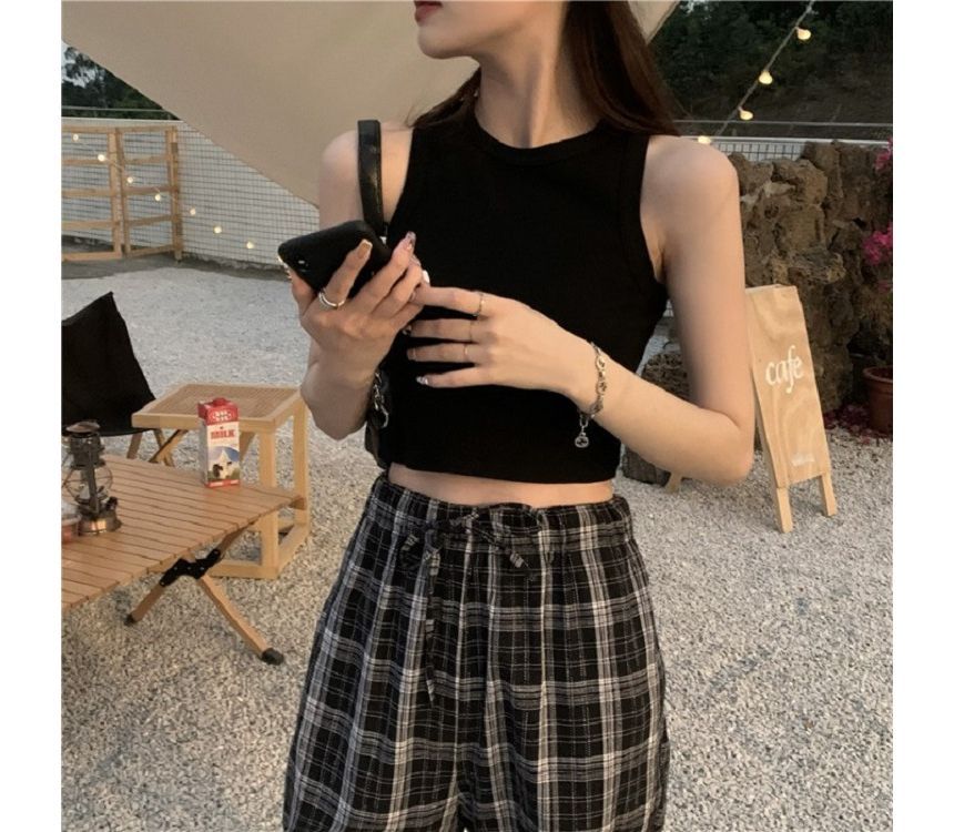 Round Neck Crop Top Tank Plain