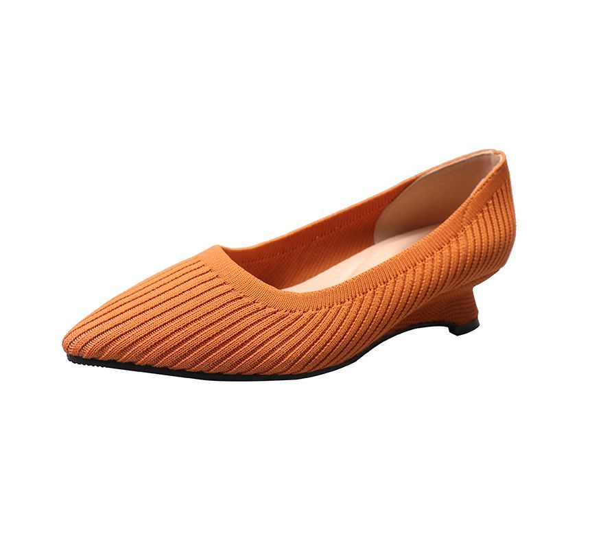 Pointy-Toe Knit Wedge Heel Pumps