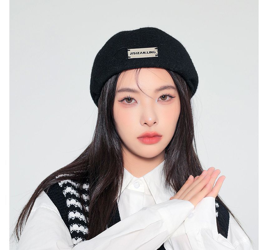 Sample Tag Detail Plain Beret