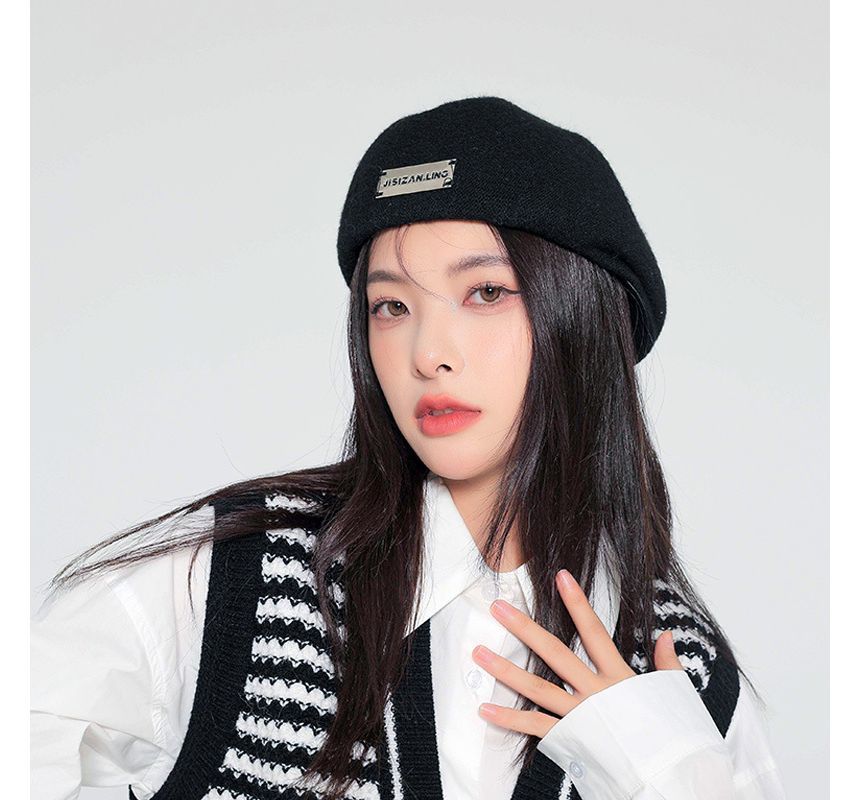 Sample Tag Detail Plain Beret