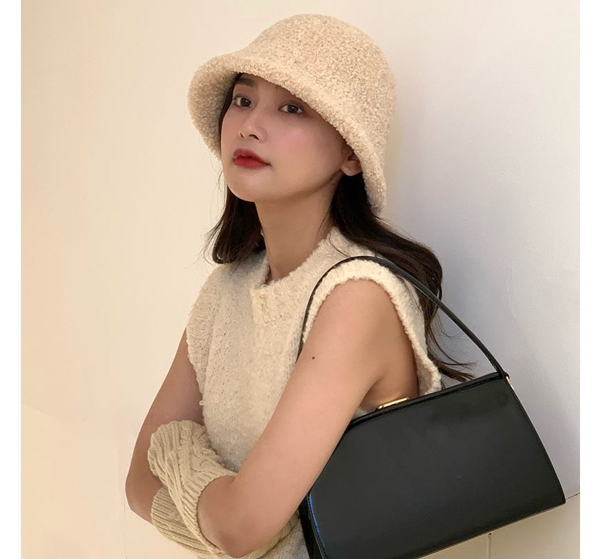 Sample Chenille Plain Bucket Hat