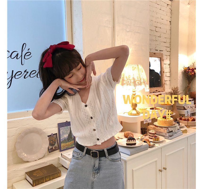 Perforated Top Knit Button-Up Short-Sleeve V-Neck