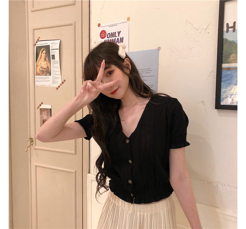Perforated Top Knit Button-Up Short-Sleeve V-Neck