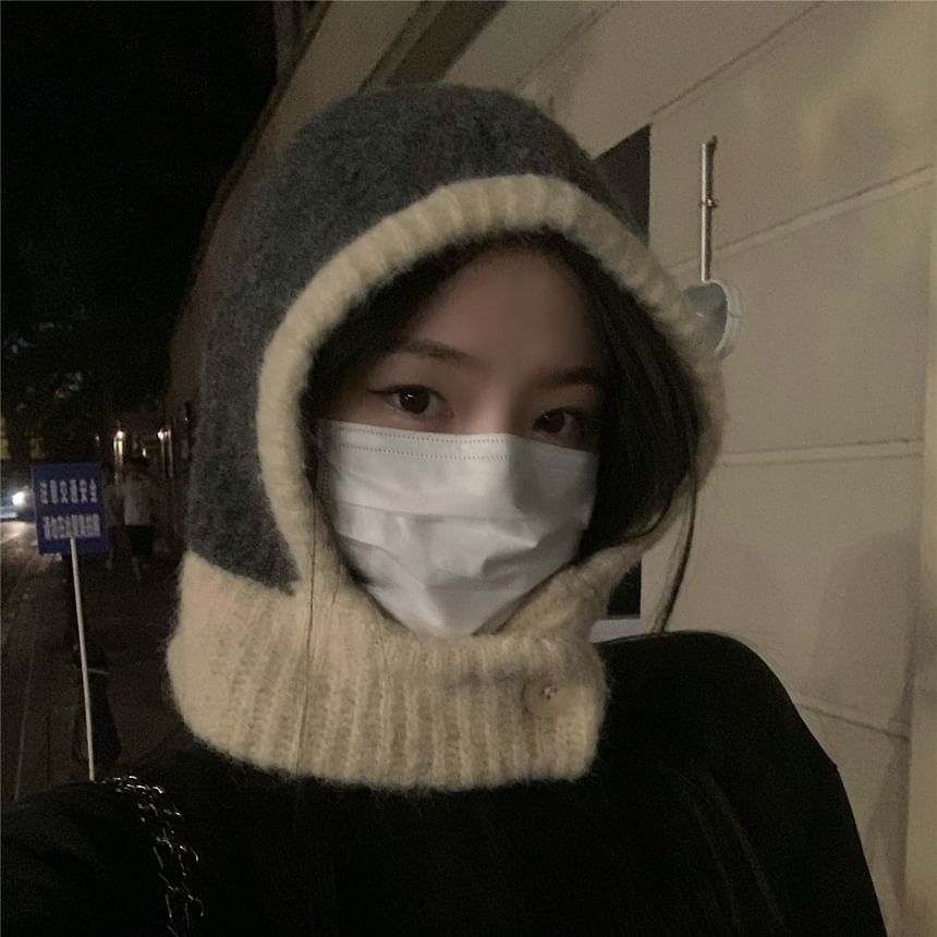 Sample Contrast Trim Knit Balaclava