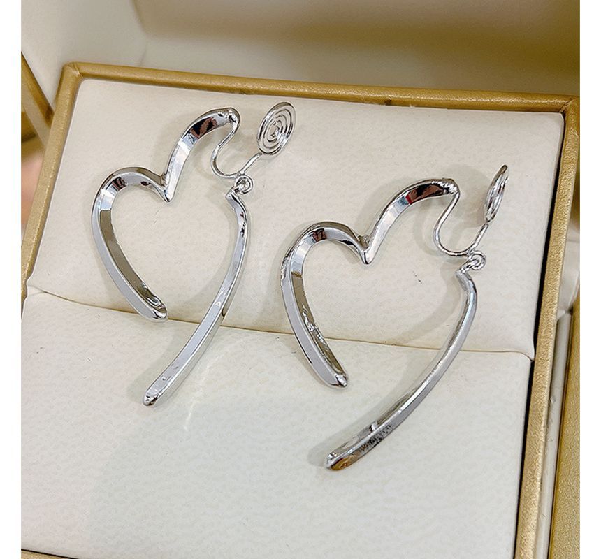 Earring Heart Through Alloy