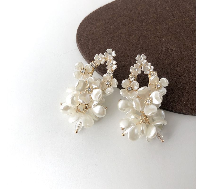 Faux Fringed Pearl Floral Alloy Earring