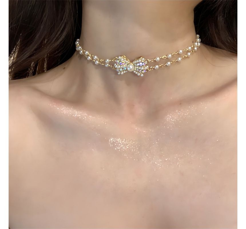 Bow Alloy Pearl Faux Layered Choker