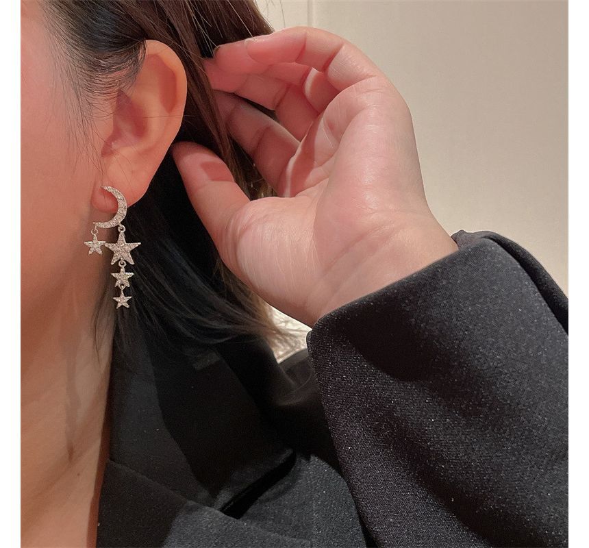 Asymmetrical Alloy Moon Star Fringed Earring