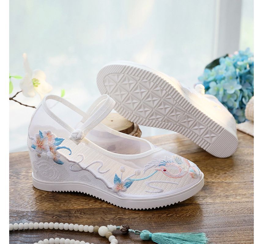 Pointed Embroidered Wedge Mary Jane Shoes