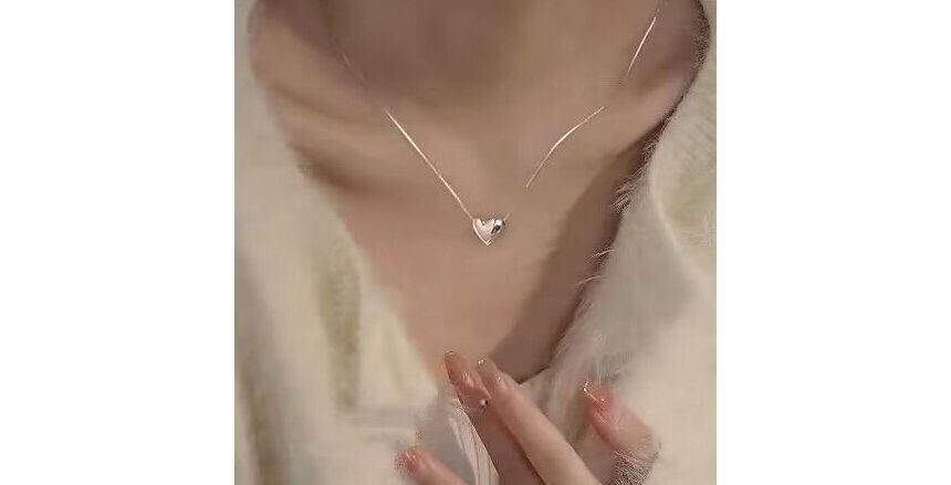 Necklace Pendant Glossy Heart