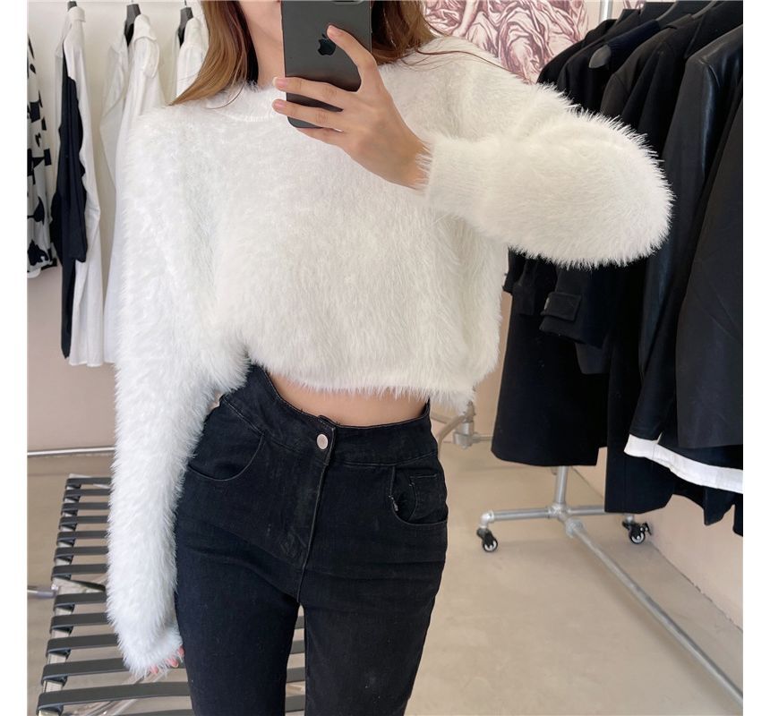 Cropped Sweater Plain Round Neck