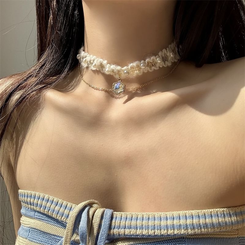 Layered Yarn Choker Rhinestone Alloy