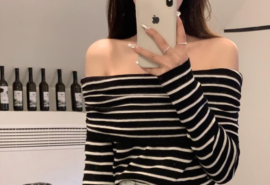 Striped Top Long-Sleeve Knit Slim-Fit