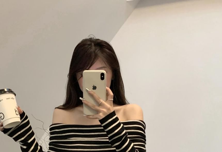 Striped Top Long-Sleeve Knit Slim-Fit