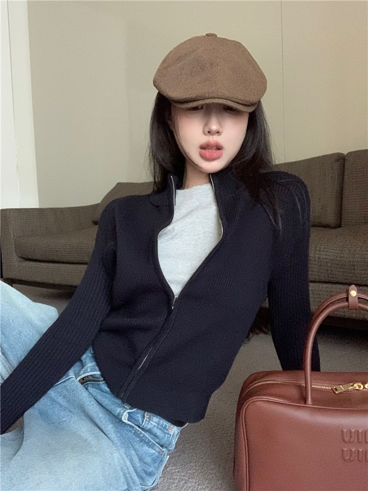 Plain Slim-Fit Sweater Zip