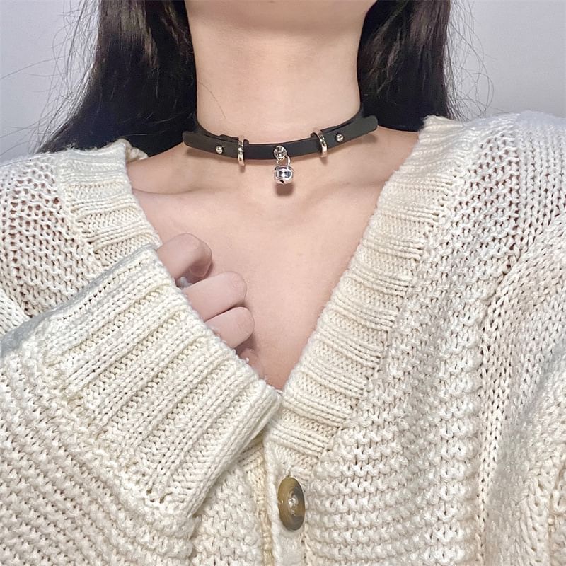 Pendant Choker Faux Bell Leather