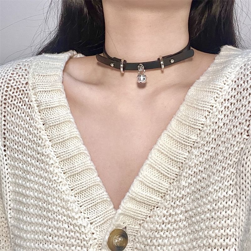 Pendant Choker Faux Bell Leather