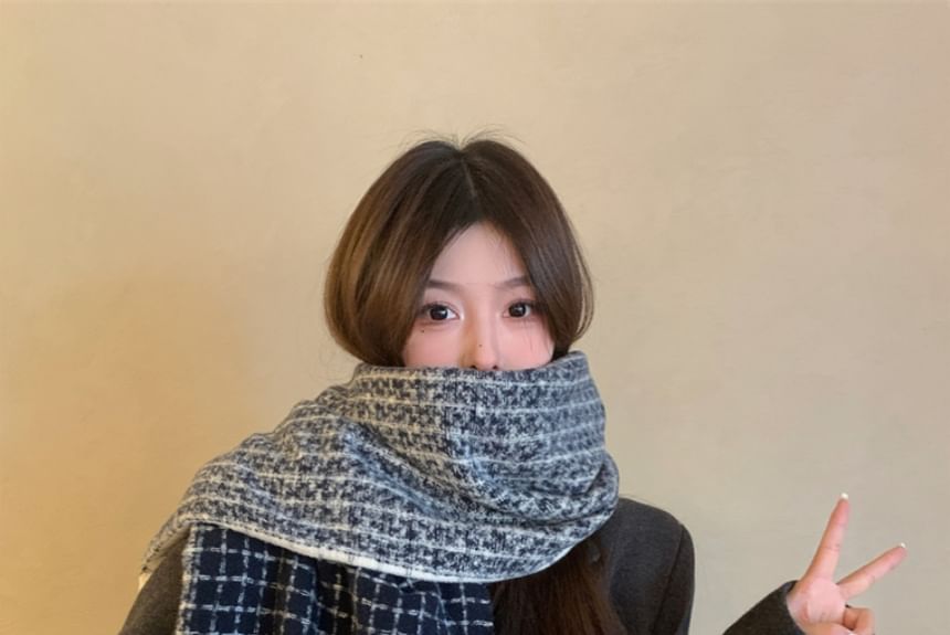 Fringe Plaid Scarf