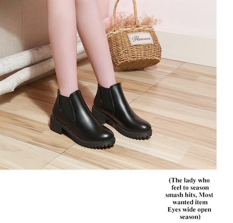 Boots Leather Chelsea Short Faux