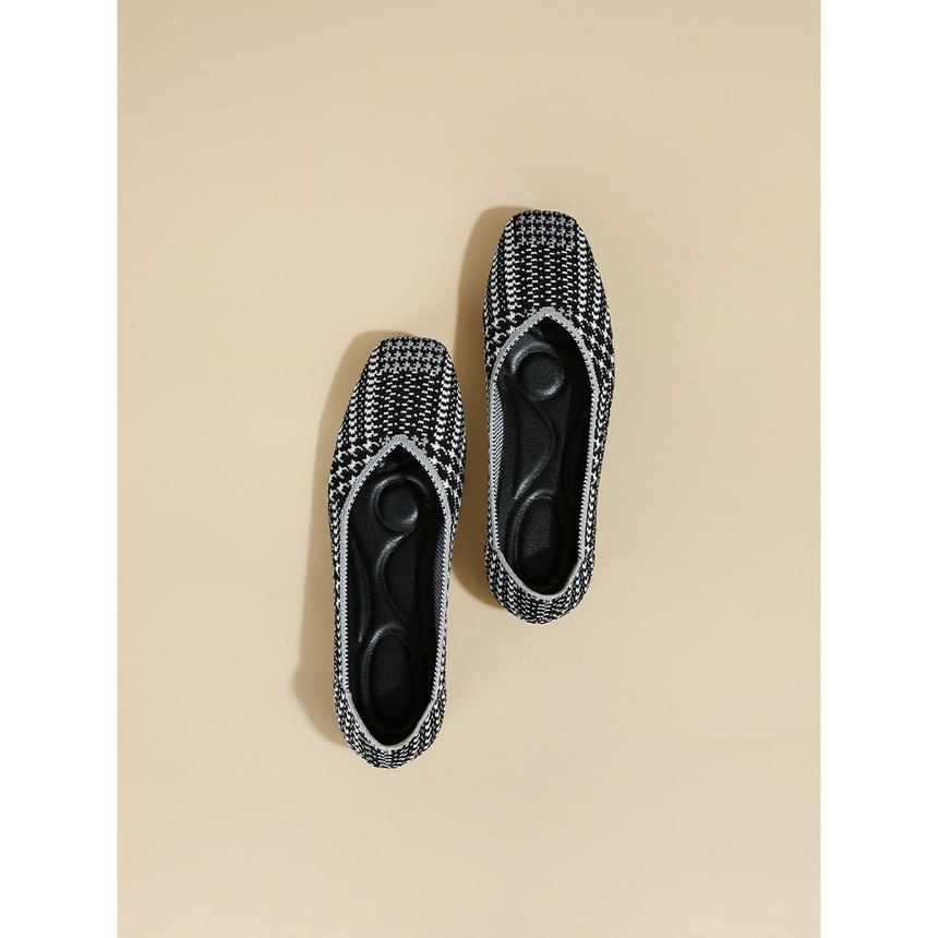 Flats Pointed Woven