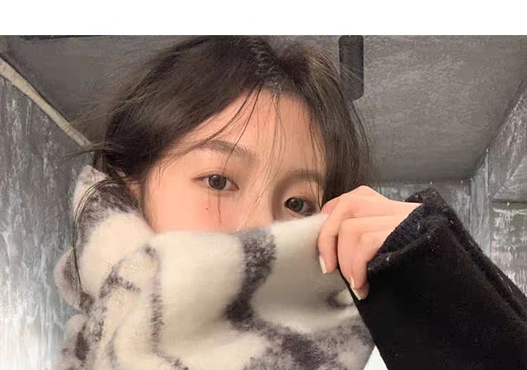Scarf Plaid