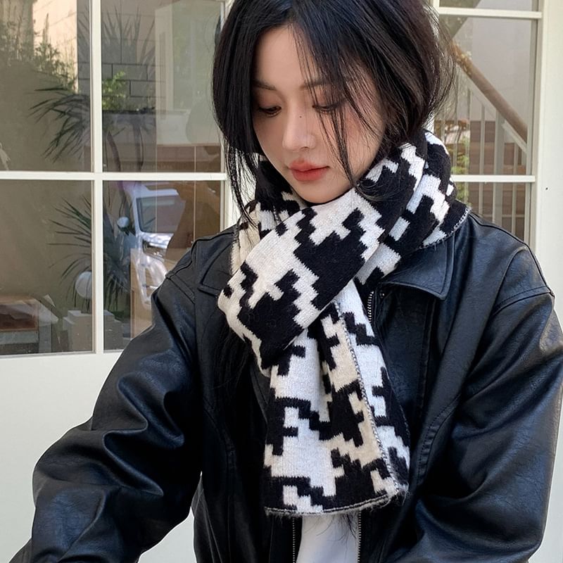 Scarf Patterned