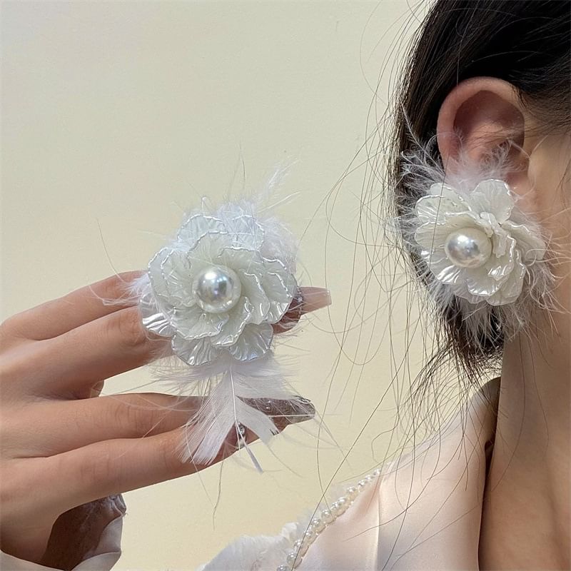 Earring Frayed Floral Drop