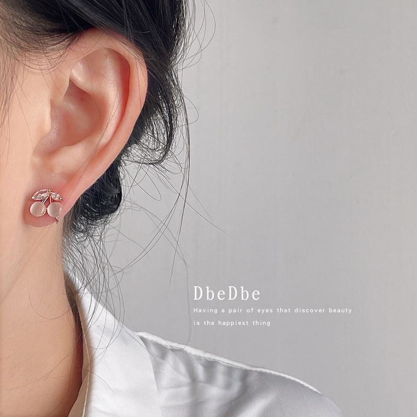 Cherry Alloy Ear Cuff Eye Faux Rhinestone Stone Cat
