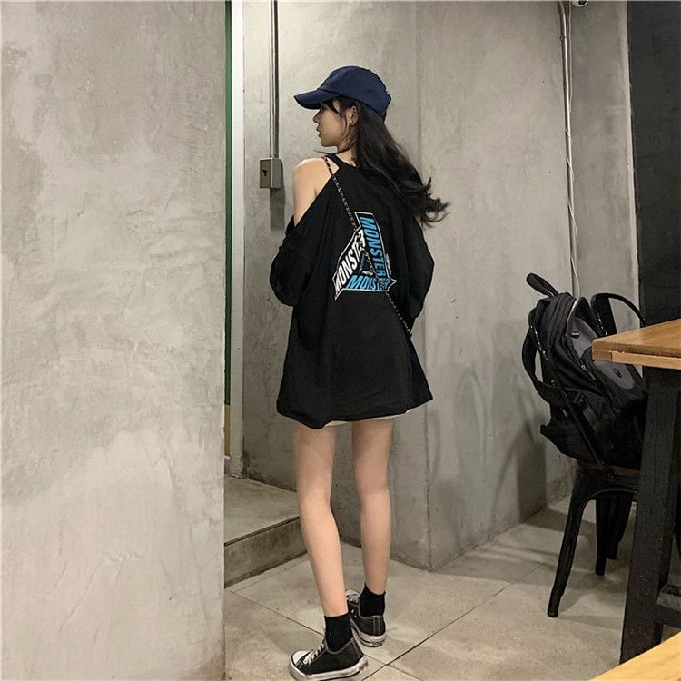 Lettering Print T-Shirt 3/4-Sleeve Cold Crew Neck Shoulder