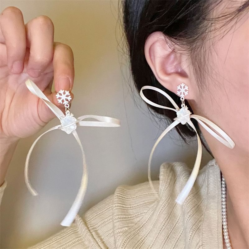 / Drop Earring Snowflake Choker Ribbon