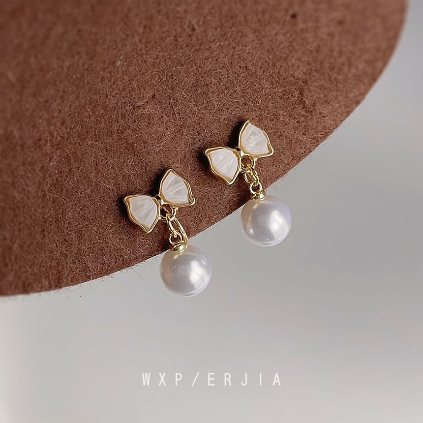 Drop Bow Pearl Cuff Earring Faux
