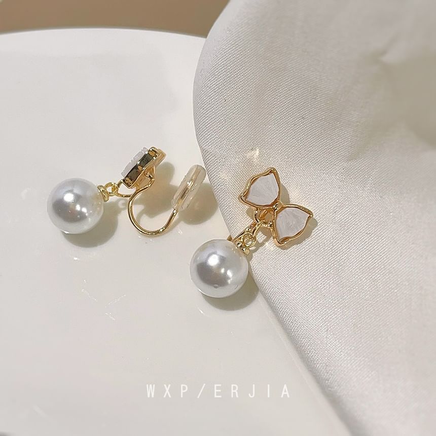 Drop Bow Pearl Cuff Earring Faux