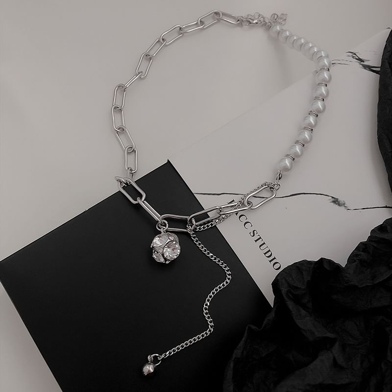 Sample Rhinestone Faux Pearl Chain Necklace