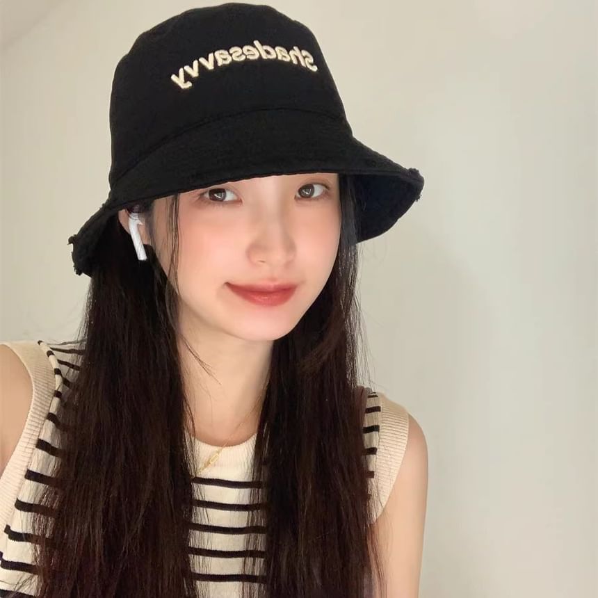Hat Bucket Lettering