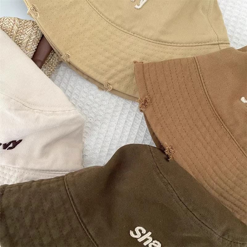 Hat Bucket Lettering