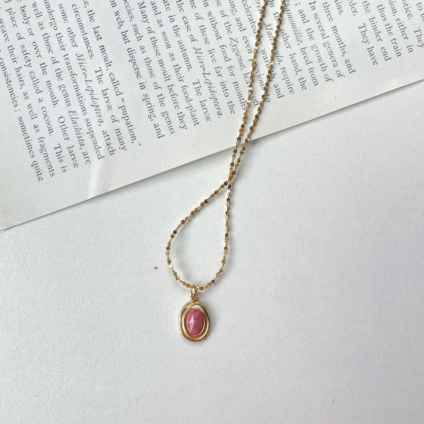 Oval Choker Alloy Pendant