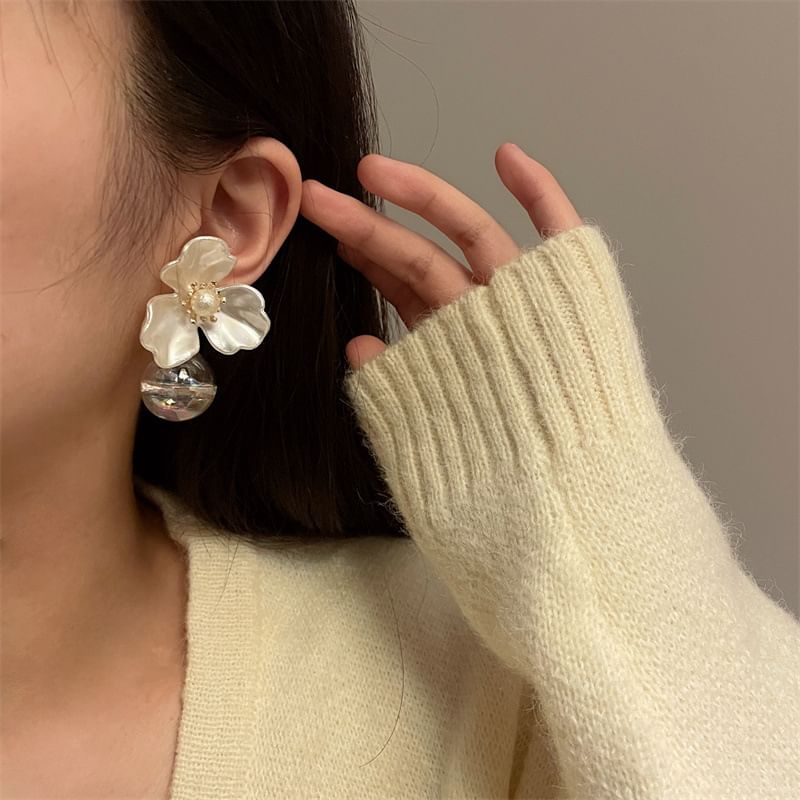 Earring Flower Drop