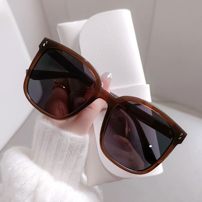 Sample Square Polarized Sunglasses
