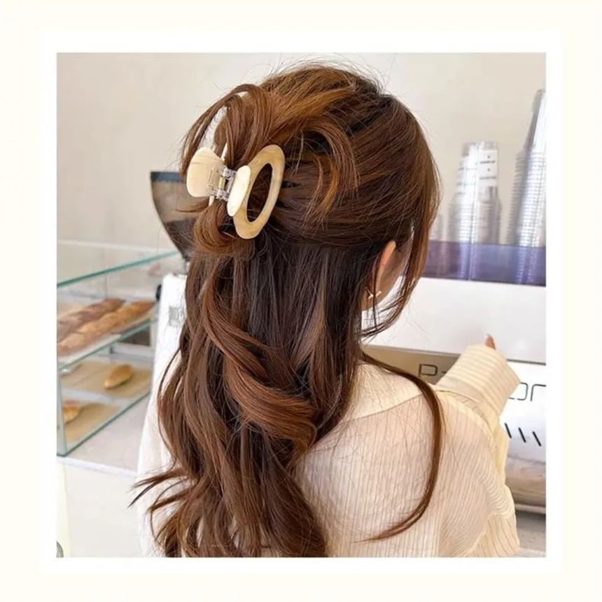 Hair Oval Claw