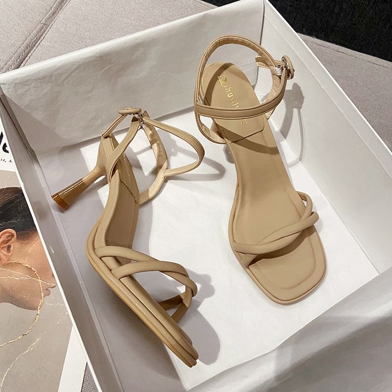 High-Heel Knotted Sandals