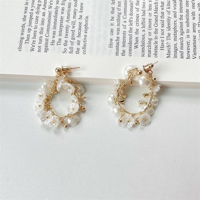 Pearl Faux Fringed Earring Floral Hoop