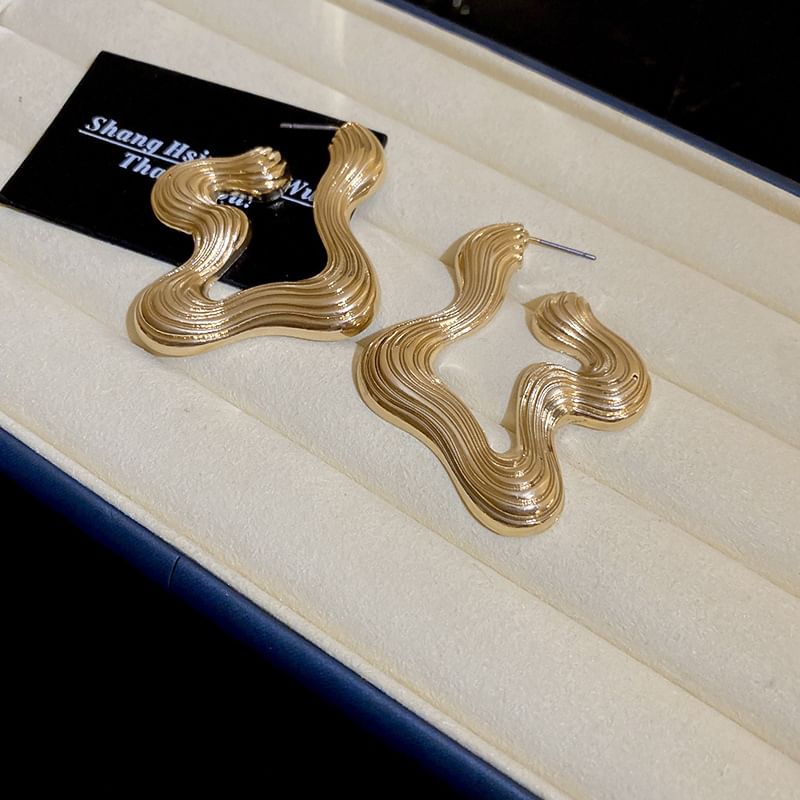 Wavy Copper Hoop Earring