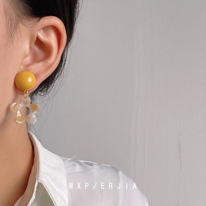 Earring Floral Drop Acrylic