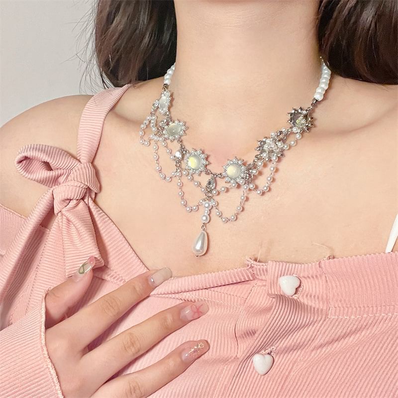 Faux Layered Pearl Choker Alloy