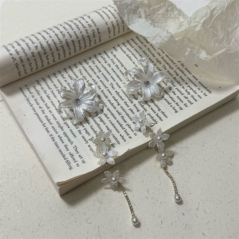 Alloy / Earring Stud Floral Dangle