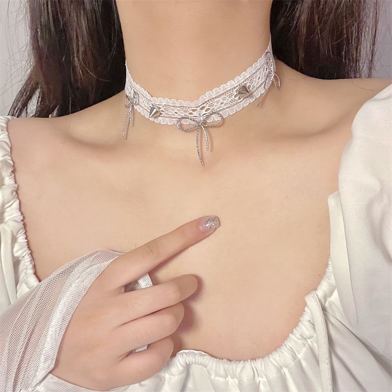 Lace Spike White Choker Rivets Necklace And With Bow