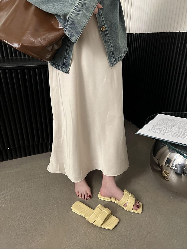 Sample Woven Slide Sandals